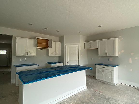 2nd image of 224 Sterndale Dr