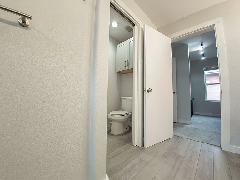 1039 Hillstar St — Photo 17