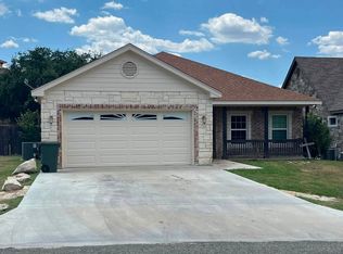 210 Westview Ter, San Saba, TX 76877