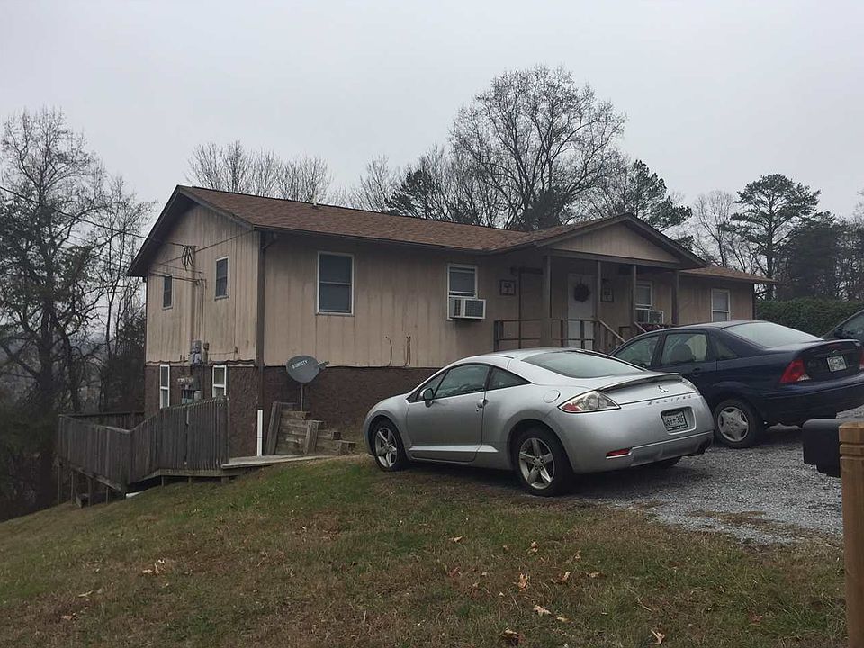 2nd image of 1467 Dandelion Cir