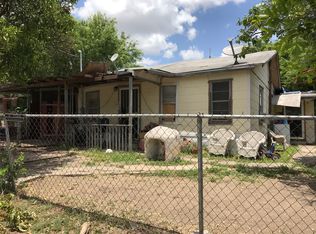 863 W Pyron Ave, San Antonio, TX 78221
