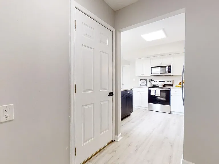 114 Villa Dr — Photo 16