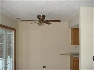 4th image of 1733 De Forest Ln