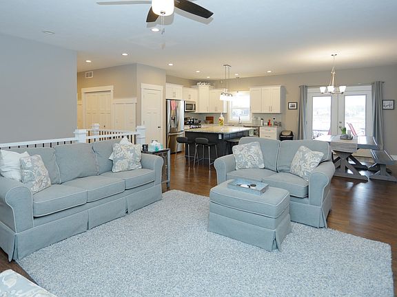 1712 Water Lilly Ln-105