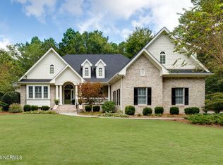 157 Red Fox Run Dr, Wallace, NC 28466