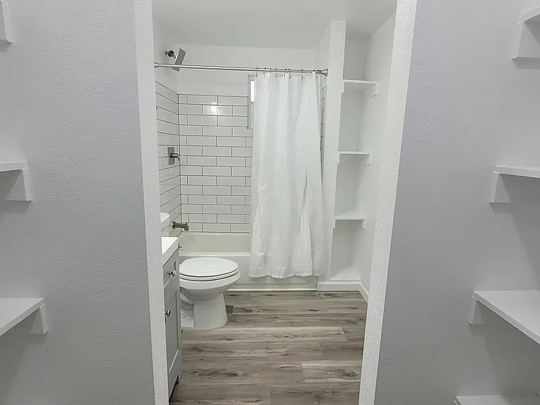4933 E Willetta St — Photo 48