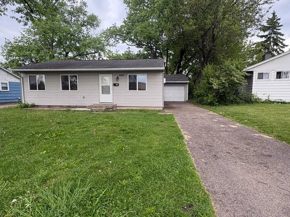 4425 Thompson Dr, Dayton, OH 45416