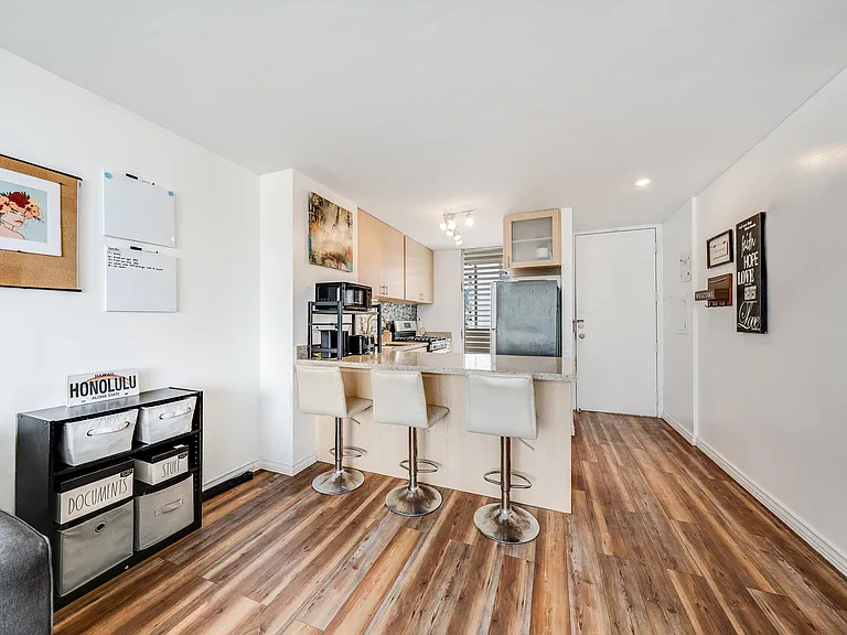 2630 Kapiolani Blvd #802 — Photo 7