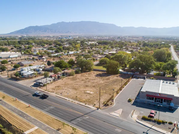 7930 2nd St NW, Albuquerque, NM 87107