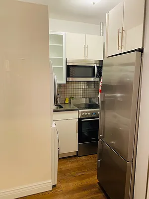 Rented by Bank Neary | media 50