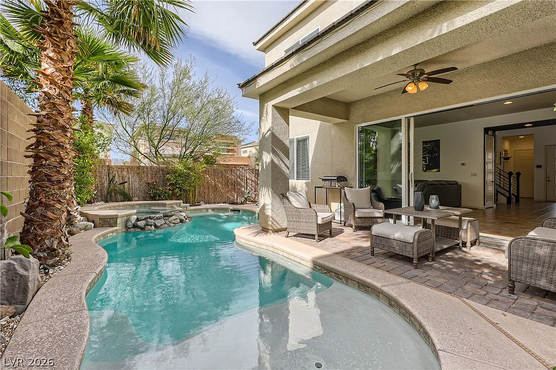 4 bed, 3.5 bath, 3188 sqft, $5,900 — Photo 1