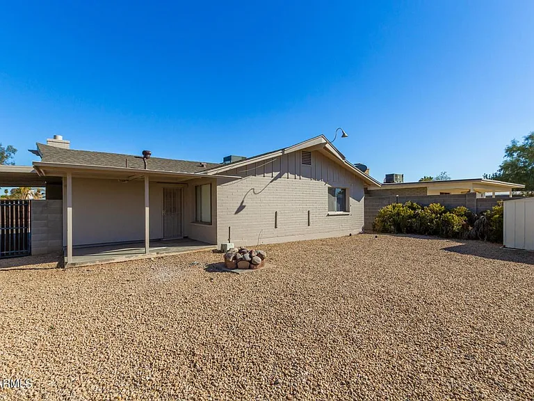 3106 S Los Feliz Dr — Photo 19