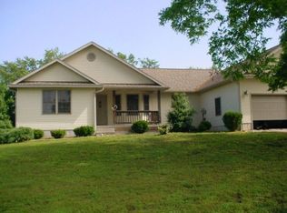 13887 E Musket Rd, Nevada, MO 64772