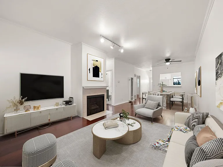 1145 Roswell Ave #203 — Photo 2