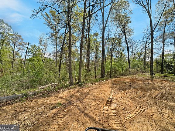 3rd image of 6 Broad River Rd