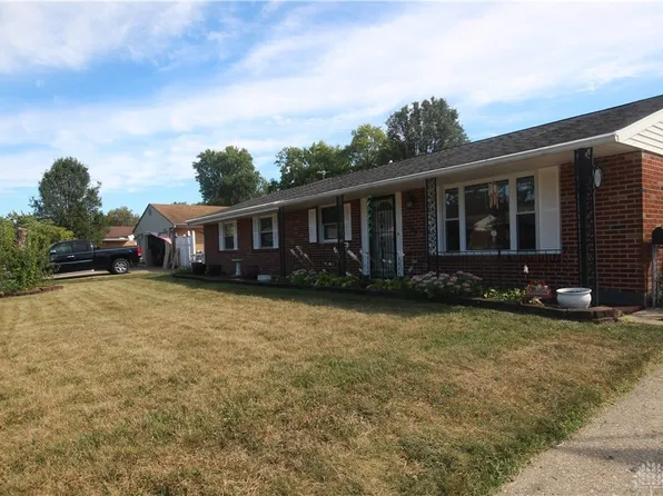 3220 Gardenia Dr, Dayton, OH 45449
