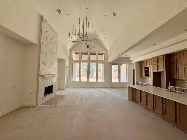 116 Jubilee Meadow Dr, Willis, TX 77318