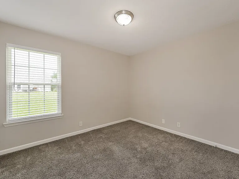 1413 Chesterbrook Ct — Photo 14