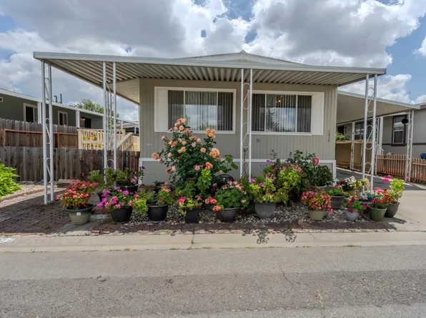 8214 Tiki Ln, Sacramento, CA 95828