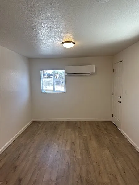 2 bed, 1.0 bath, 750 sqft, $1,475 — Photo 2