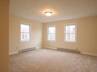 1726 16th St N #13, Arlington, VA 22209