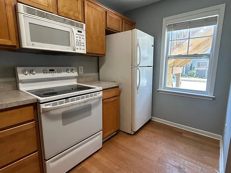 5132 Greenville Loop Rd #B — Photo 7