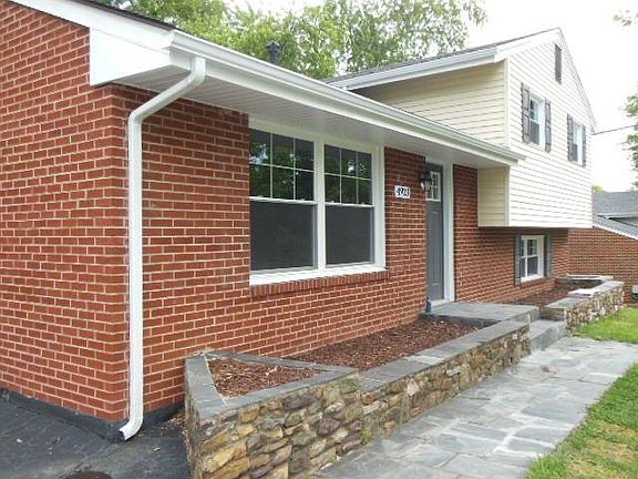 2nd image of 4923 Northwood Dr NW