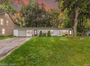 6280 Beth, Brighton, MI 48116