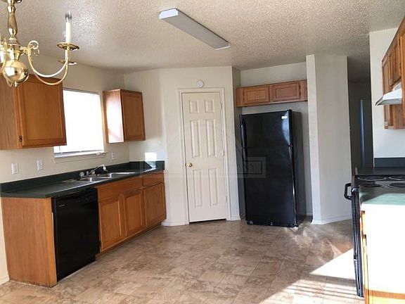 5th image of 4510 Ledgestone Dr