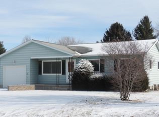417 Richard St, Quincy, MI 49082