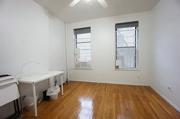 Rented by Compass | media 9