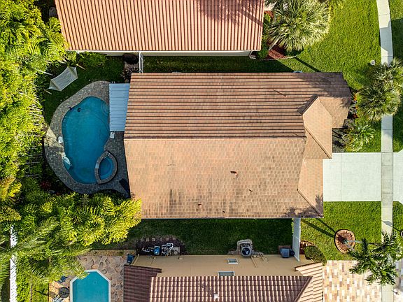 4th image of 7338 Oakboro Drive