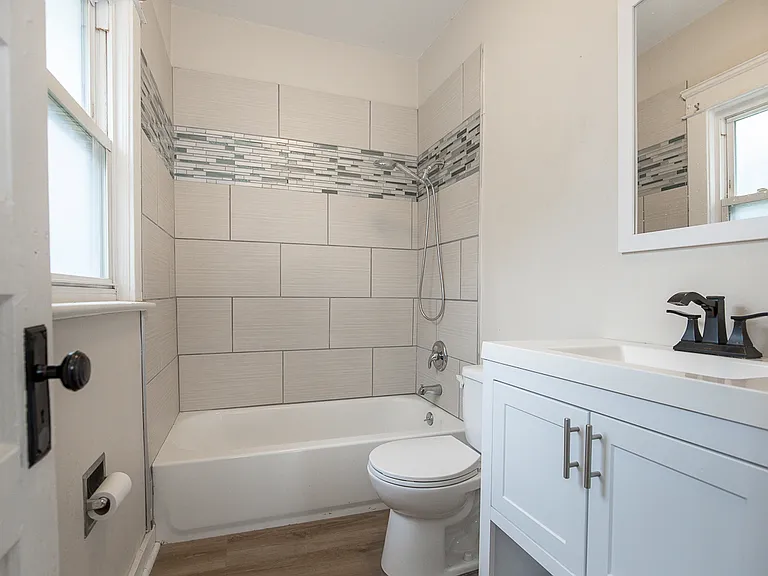 1545 Coutant Ave — Photo 10