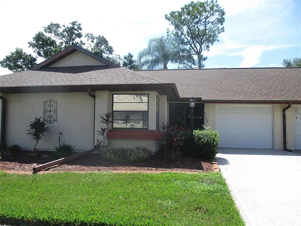 1703 Aura Ct
