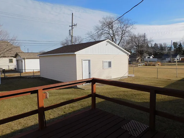 1133 N Howard Ave — Photo 23