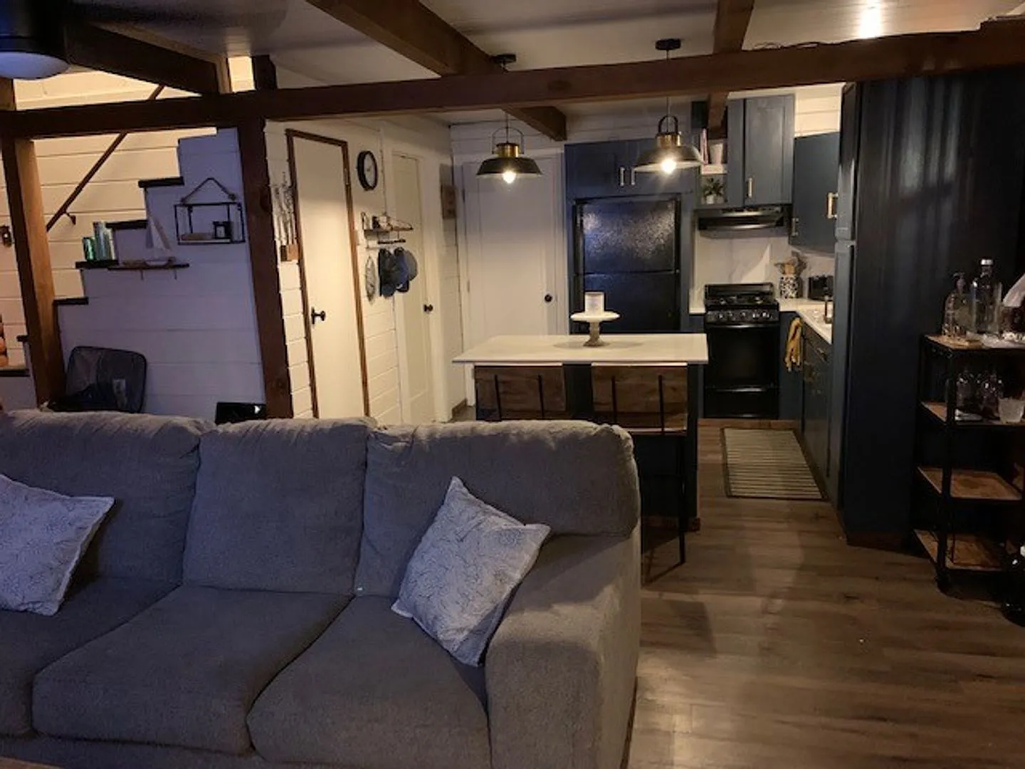 Lovely 3BD cabin style furnished home avail. for a Seasonal lease starting 5/15/26! Call to inqui... — Photo 4