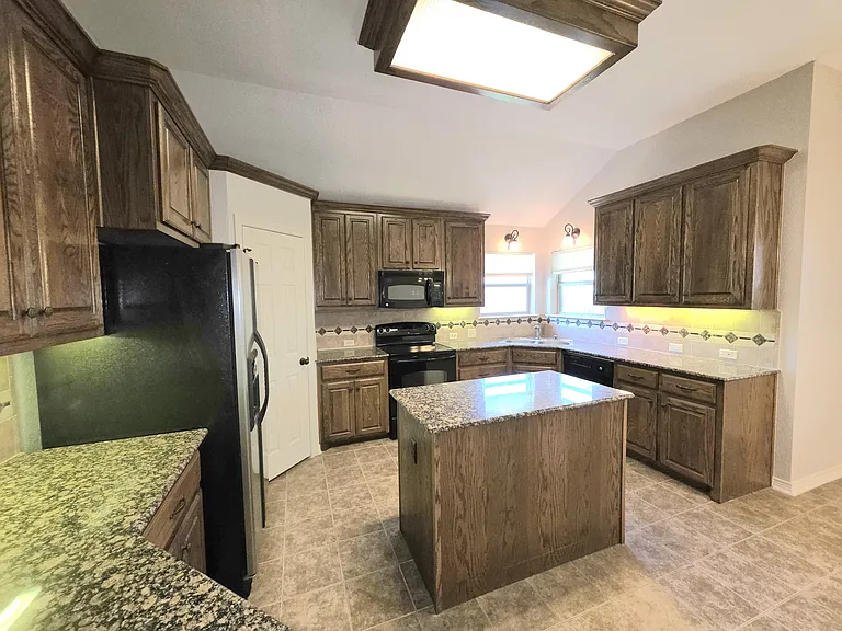 5020 Sean Patrick Gln — Photo 7
