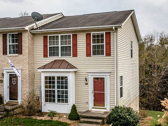 2nd image of 581 Stonewall Dr