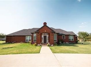 10559 Live Oak Dr, Forney, TX 75126