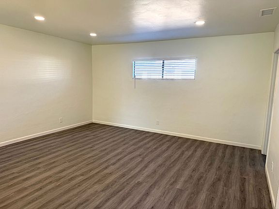 3rd image of 361 Alisal Rd