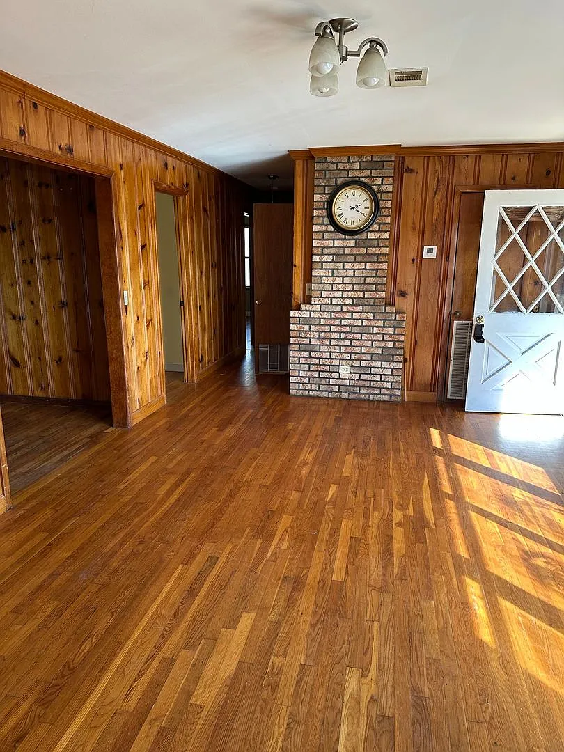 3822 Sandcut Rd., Greenville — Photo 2