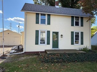 617 Franklin Ave, Conesville, OH 43811