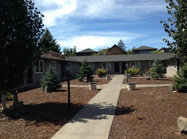 1727 NW Wall St APT 2, Bend, OR 97703