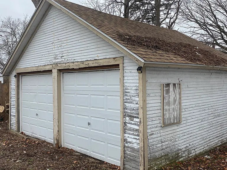 523 N Walnut St — Photo 20