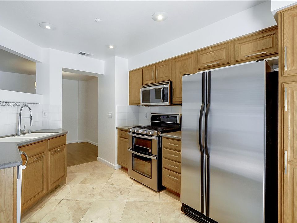 1st image of 6321 Island Pine Way #1
