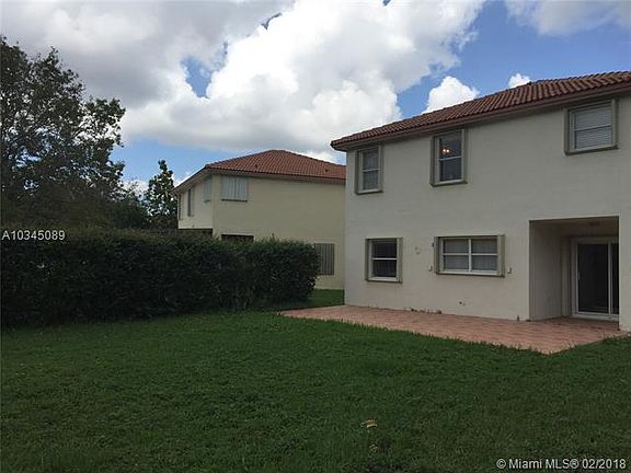 3rd image of 6332 NW 38th Dr