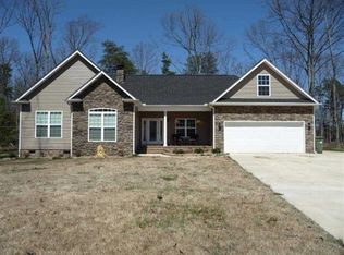 272 Woodcrest Ct, Inman, SC 29349