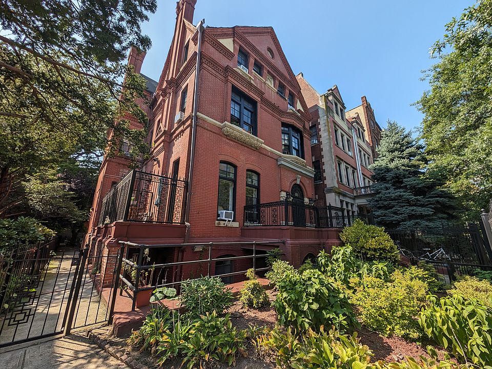 1st image of 410 Clinton Ave APT D4