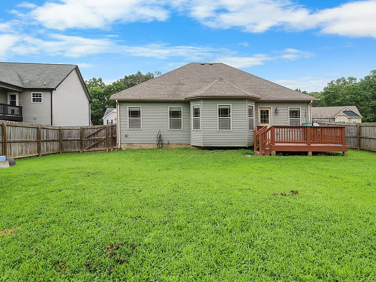 128 Sycamore Hill Dr — Photo 30
