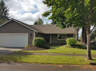 101 Blossom Ln, Elma, WA 98541